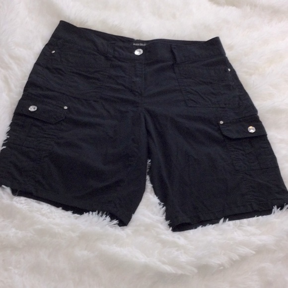 WHBM Rhinestone Embellished Bermuda Cargo Short Sz 6 - Picture 2 of 16